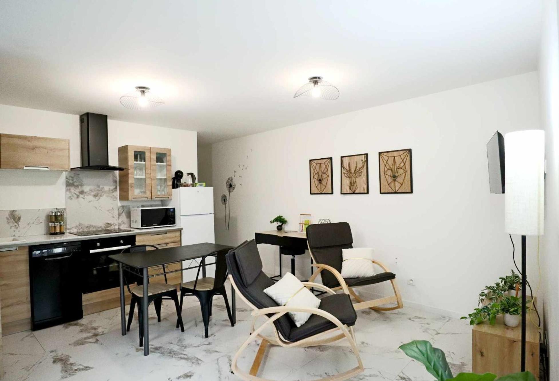 Appartement Le Moderne Ideal Pour Couples Et Professionnels 오르난스 외부 사진