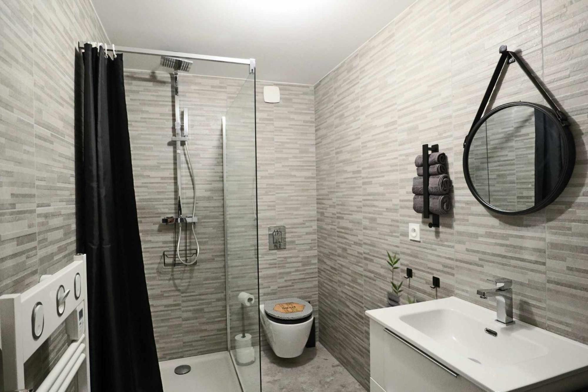 Appartement Le Moderne Ideal Pour Couples Et Professionnels 오르난스 외부 사진